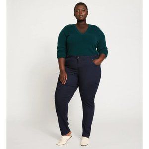 Universal Standard Mid Rise Seine Jeans in Indigo Wash EUC